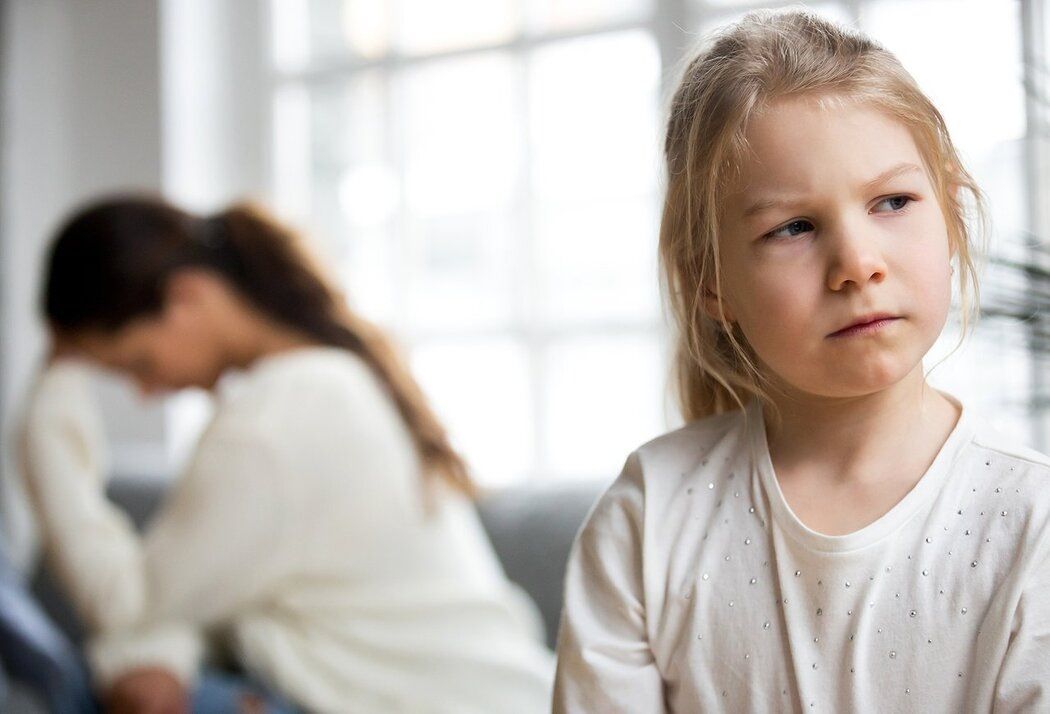 Травма привязанности: как невидимые раны влияют на жизнь детей