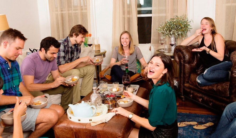 Кого не стоит приглашать в свой дом: 5 типов людей, которых лучше держать подальше