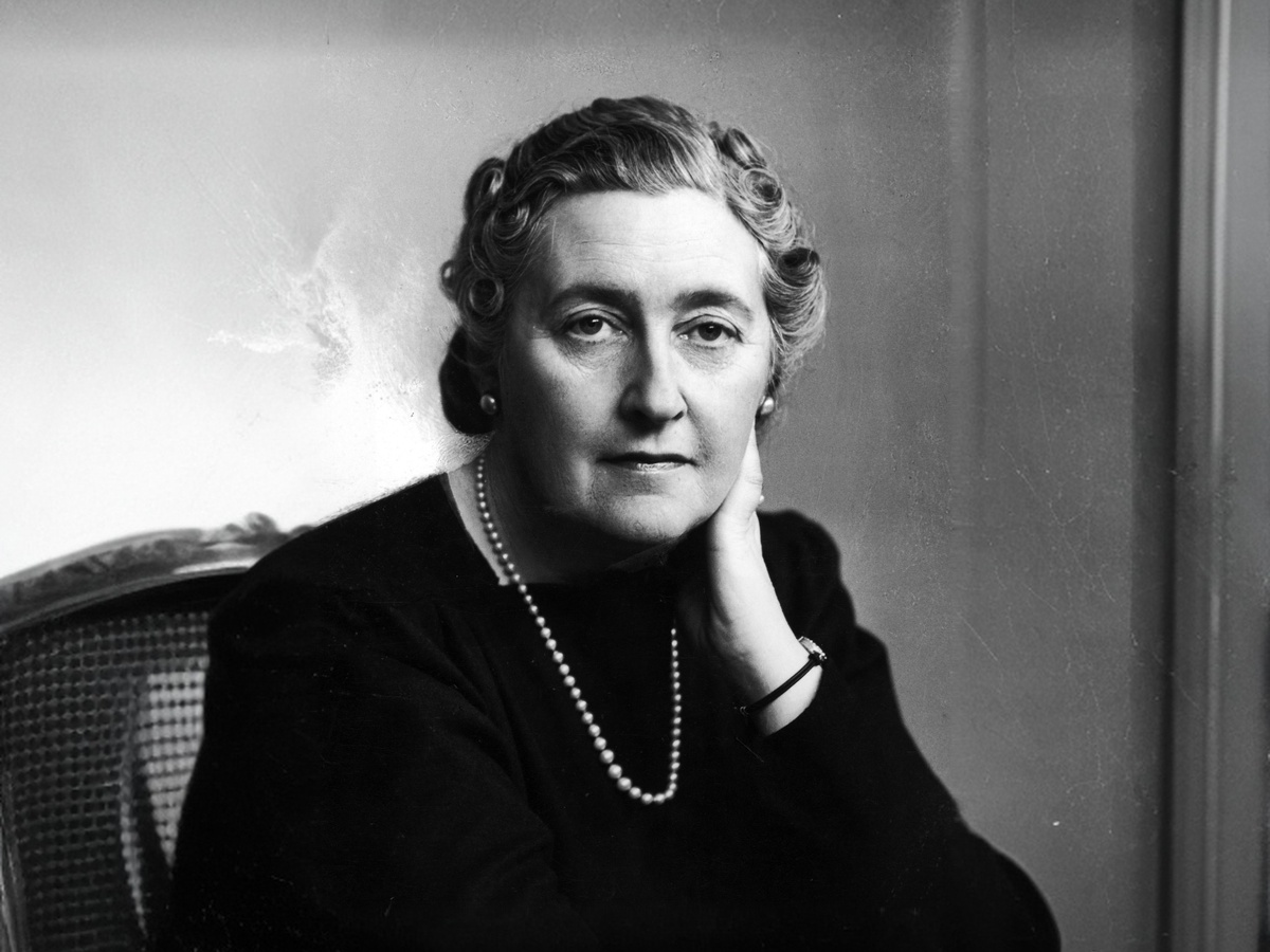 Советы Агаты Кристи: как строить гармоничные отношения с мужчинами