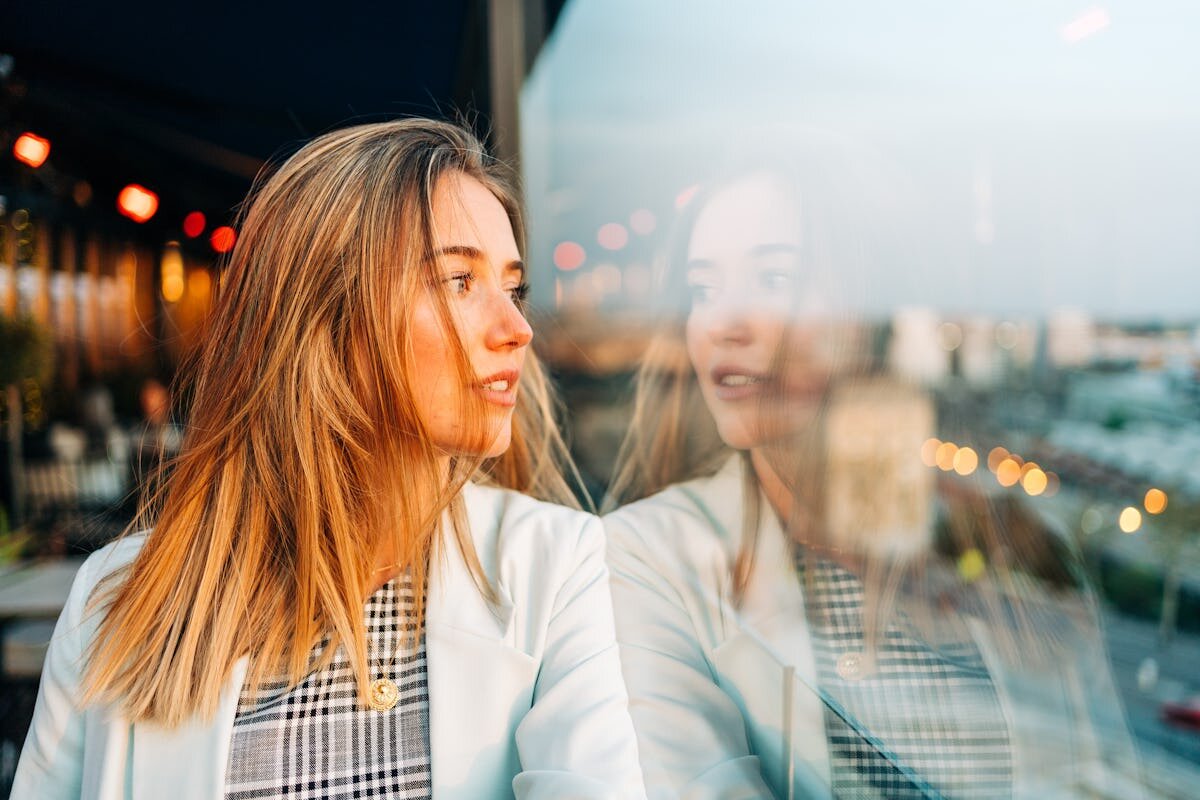 Как нарциссизм влияет на вашу жизнь: ключевые аспекты