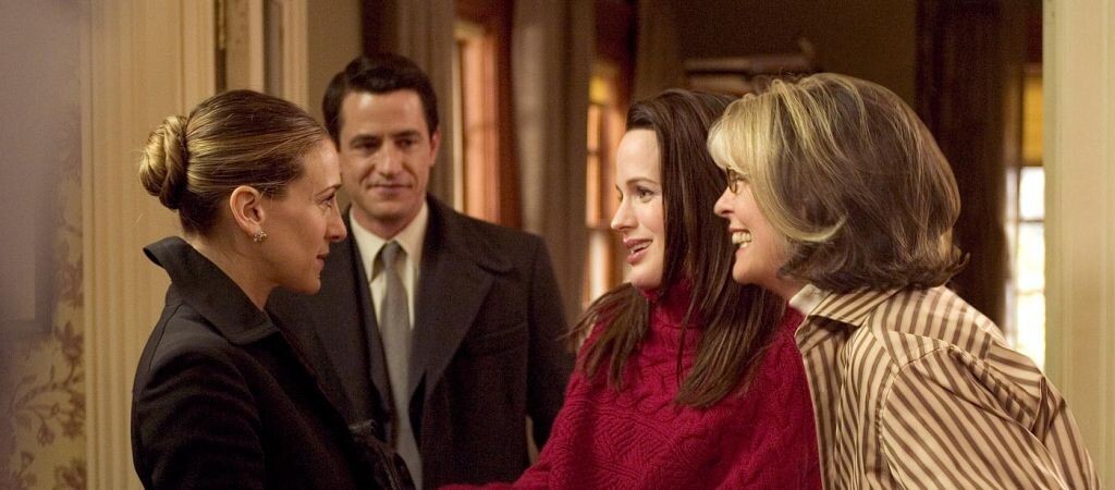 Кто всегда прав на рождественском застолье: разбор фильма "Привет семье!"